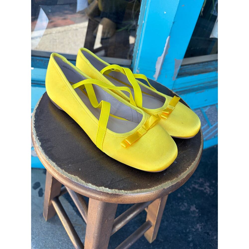 Urban Outfitters Yellow Satin Ballet Flat Size 7